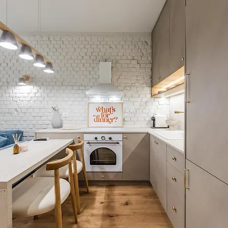 Appartement The Homey Flat Stylish 2br By Pikhost